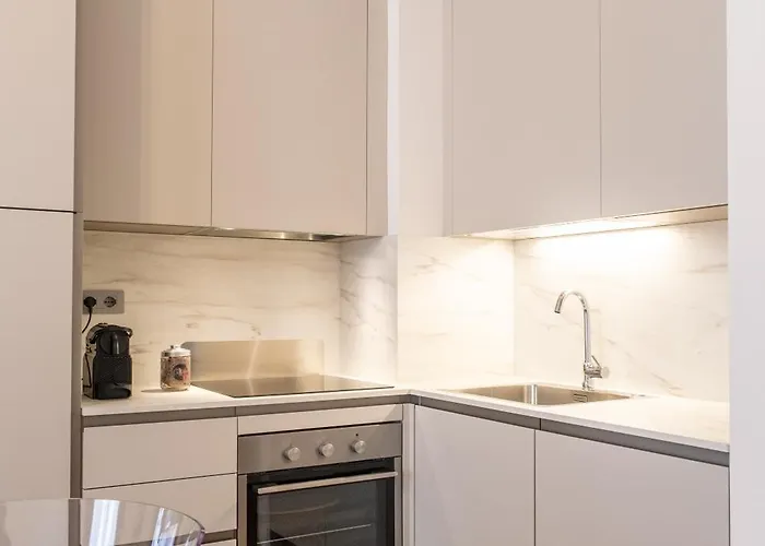 Eve Collection - Center