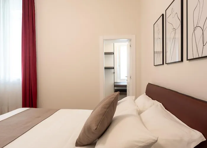 Eve Collection - Center Apartment