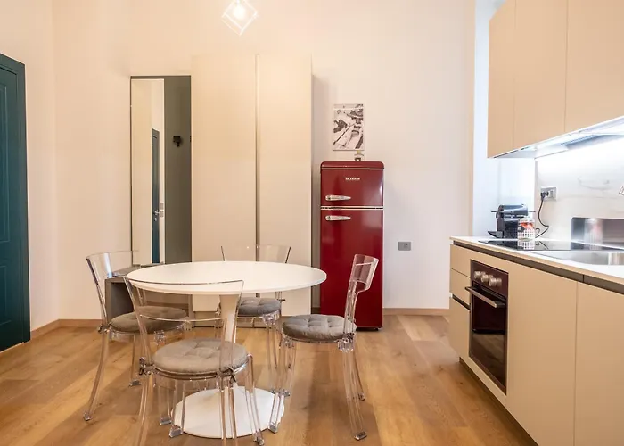 Eve Collection - Center * Trieste